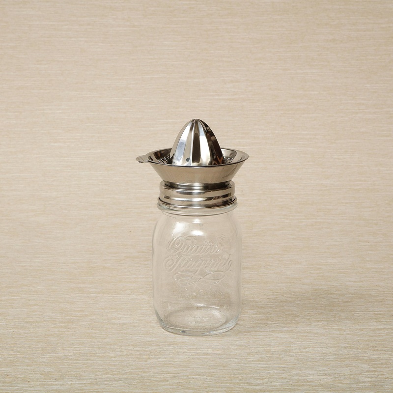 Stainless steel juicer with jar