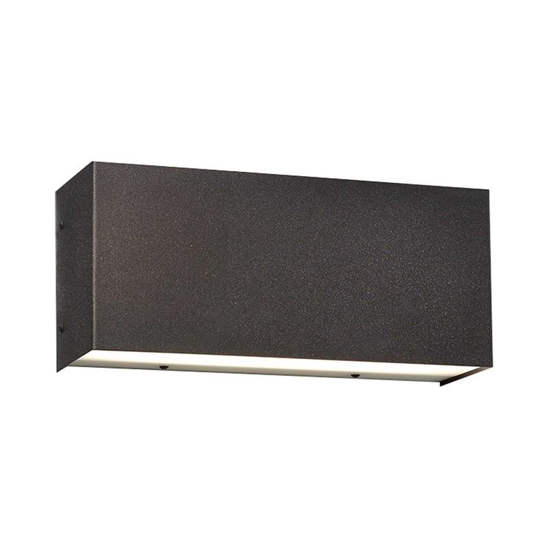 Basics Horizontal LED Wall Light
