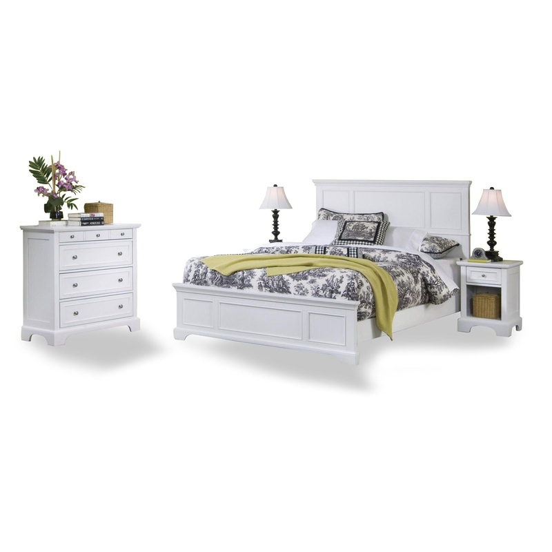Traditional Queen Bed, Nightstand and Chest By Naples