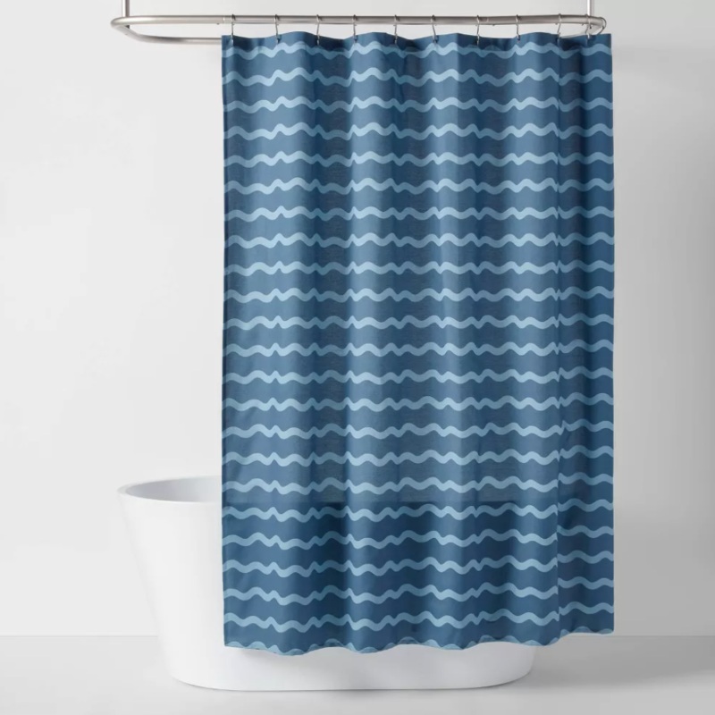 Wave Kids’ Shower Curtain Blue