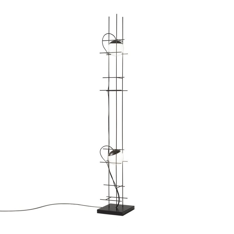 Plot Frame LED Floor Lamp