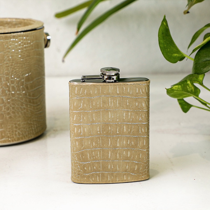 Hip Flask With Ivory Leather Sheath