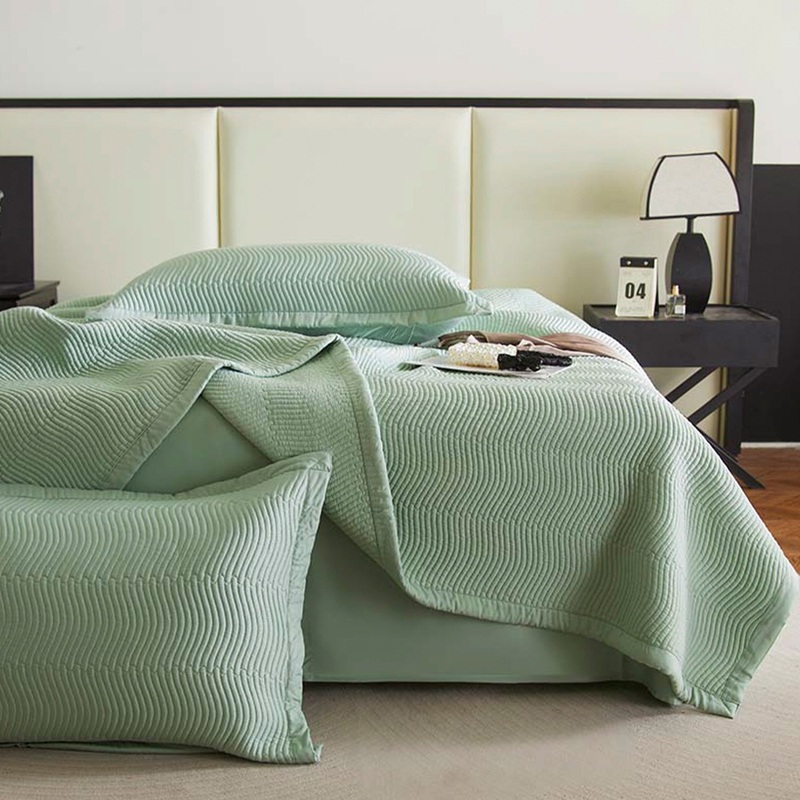 WaveWeave TENCEL Quilt Set – Pet Hair Repellent for Dogs/Cats Family