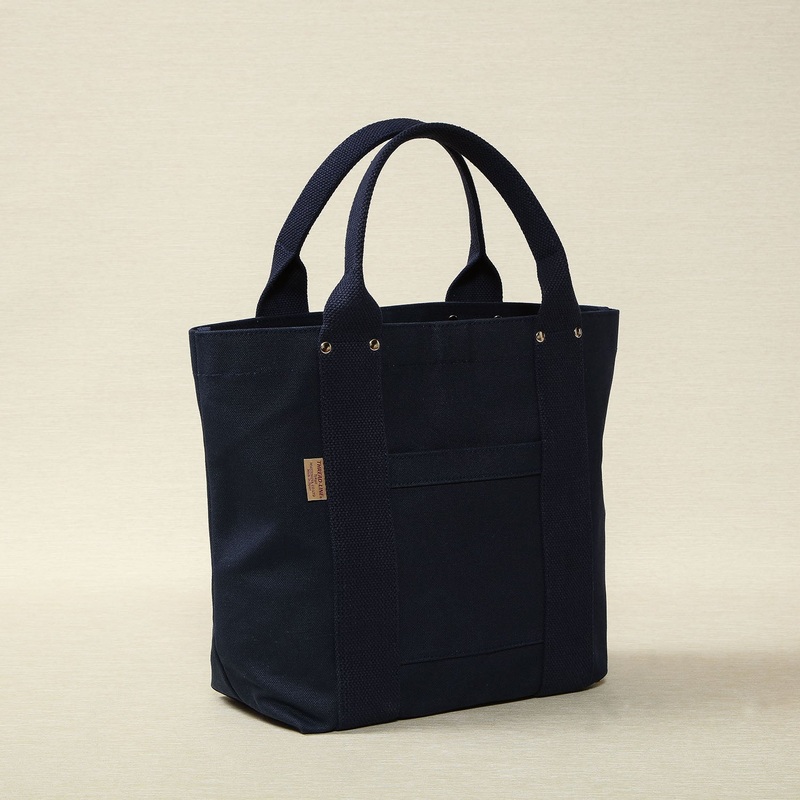 Threadline Medium Canvas Tote in Navy