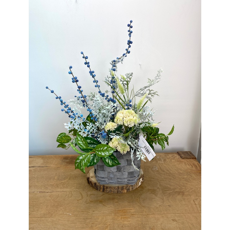 21″ Along the Roadside Centerpiece