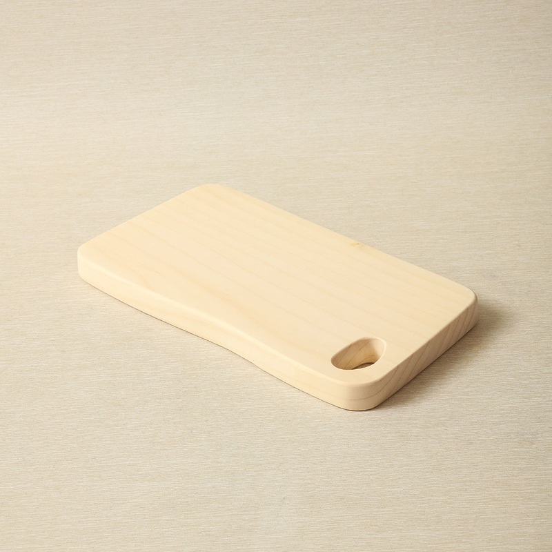 Gingko organic edge cutting board