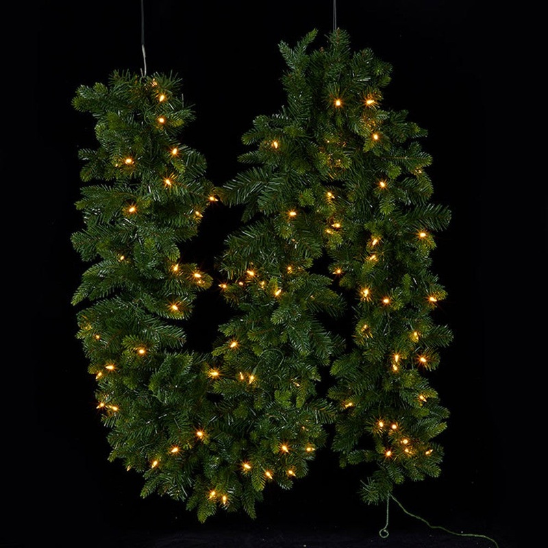 9′ Pre-Lit Green Mixed Spruce Garland